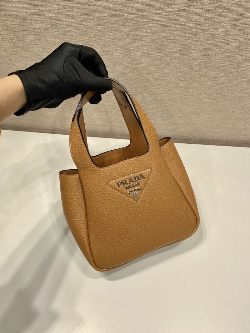 Pra*a bucket bags